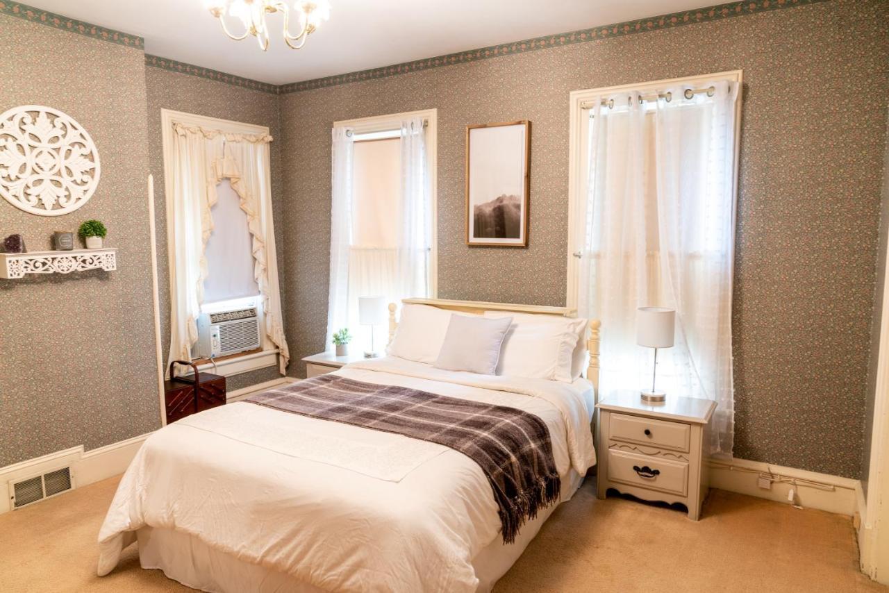 Villa Charming Executive Victorian Mansion W/ Free Parking - Near Bucknell Milton Exterior foto