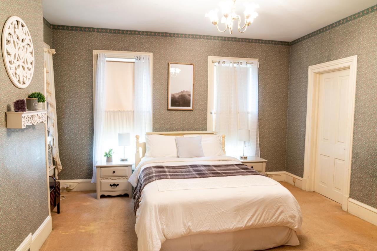 Villa Charming Executive Victorian Mansion W/ Free Parking - Near Bucknell Milton Exterior foto
